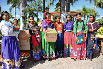 Gobierno Echevarrista sigue regando beneficios en municipios de Nayarit