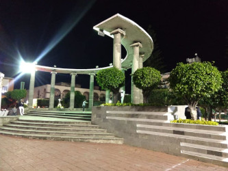 La Plaza Principal de Tepic muy activa