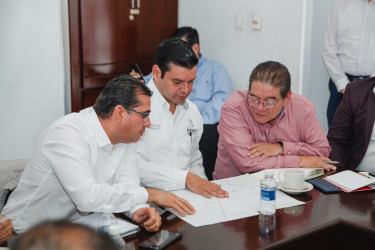 Promete gobernador al final de a&ntilde;o terminar rehabilitaci&oacute;n de calles en Tepic