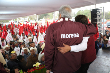 &iexcl;Ay Morena!, tus hijos adoptivos te saludan
