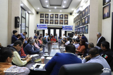 La rehabilitaci&oacute;n de 12 cuadras en la ciudad, el Ayto. de Tepic  terminar&aacute; en cuatro meses