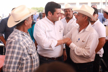 De viva voz promete gobernador Echevarr&iacute;a escuchar necesidades del pueblo