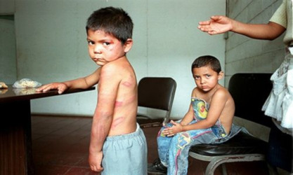 No mujeres, no ni&ntilde;os, por favor