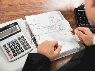 El precio inflado en las facturas, un mal persistente