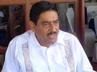 Escuchar a la gente, en pol&iacute;tica es determinante