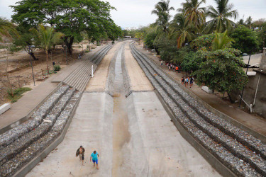 Contin&uacute;a To&ntilde;o la certificaci&oacute;n de obra p&uacute;blica