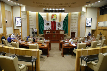 El nombre de Manuel Lozada al muro de honor del Congreso