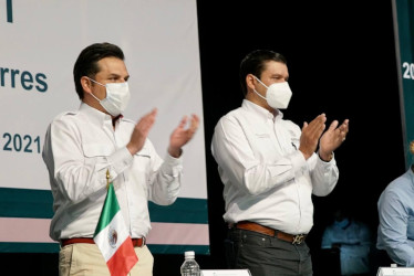Reconoce To&ntilde;o dedicaci&oacute;n de personal del IMSS en Nayarit