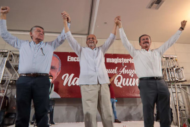 Absoluto apoyo magisterial para Navarro