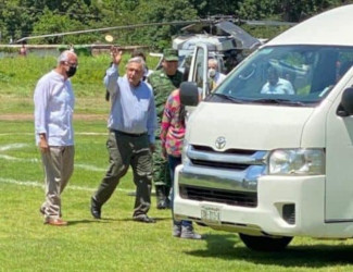 Encuentro de L&oacute;pez Obrador y Navarro en tierras nayaritas