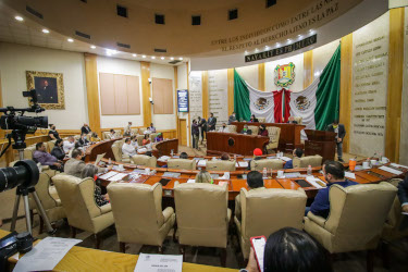 Constituidos grupos y representaciones parlamentarias; a jalar 