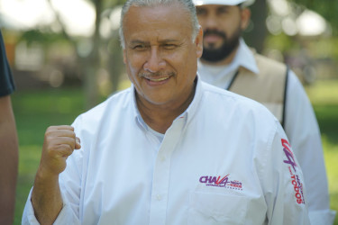 Chava Hern&aacute;ndez, como Senador, trabajar&aacute; por convicci&oacute;n y compromiso