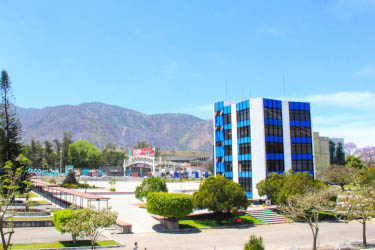 La universidad requiere de una refundaci&oacute;n administrativa