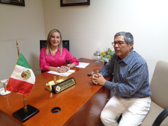 Legislo para beneficio de mayor&iacute;as, tengo empat&iacute;a con causas sociales