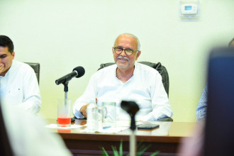 S&iacute; lograr&aacute; el Dr. Navarro despertar al gigante dormido