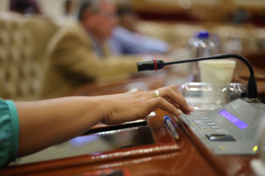 Poder Legislativo extiende clausura del periodo ordinario de sesiones 