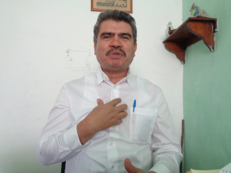 Es retr&oacute;grada la ley para trabajadores nayaritas