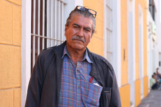 Una casa quiere como gratificaci&oacute;n el Poeta de Cucharas