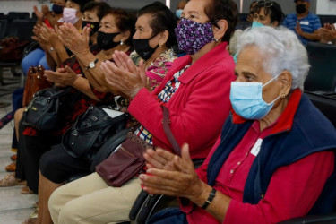 A DIF Nayarit preocupa bienestar de nuestros adultos mayores