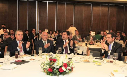 Navarro se reunir&aacute; con Industriales m&aacute;s importantes del pa&iacute;s 