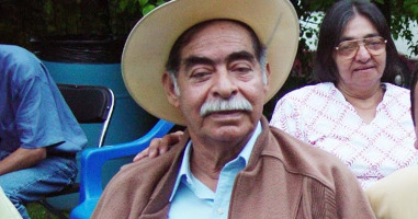 Fracas&oacute; homenaje al m&aacute;rtir de la democracia