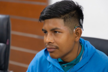 Despu&eacute;s de un a&ntilde;o, vuelve a escuchar