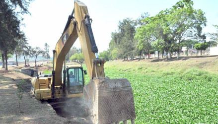 Har&aacute;n m&aacute;s profundo el r&iacute;o Mololoa