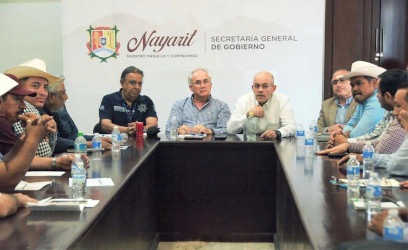 Amplias garant&iacute;as del Estado a sorgueros de Nayarit