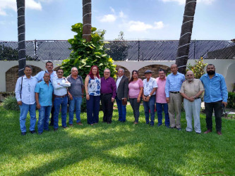 Senadora Cora Cecilia promueve aspiraciones del ex canciller Ebrard en Nayarit